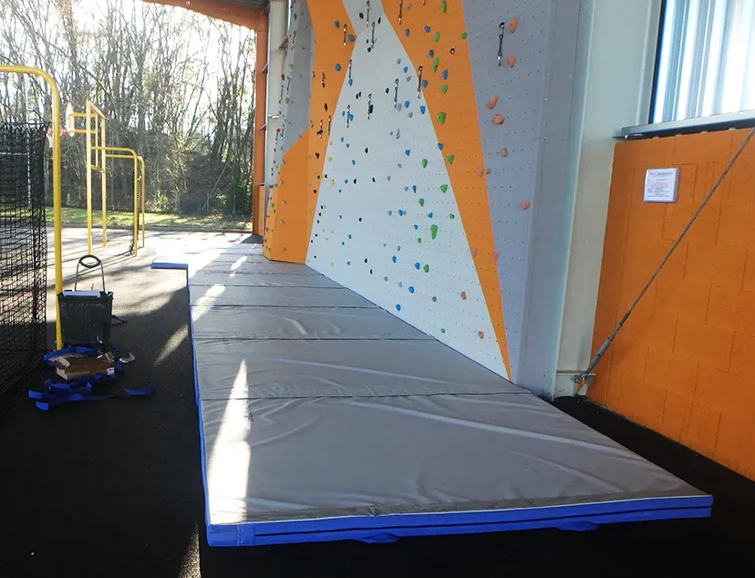 PYRAMIDE Tapis de réception déhoussable