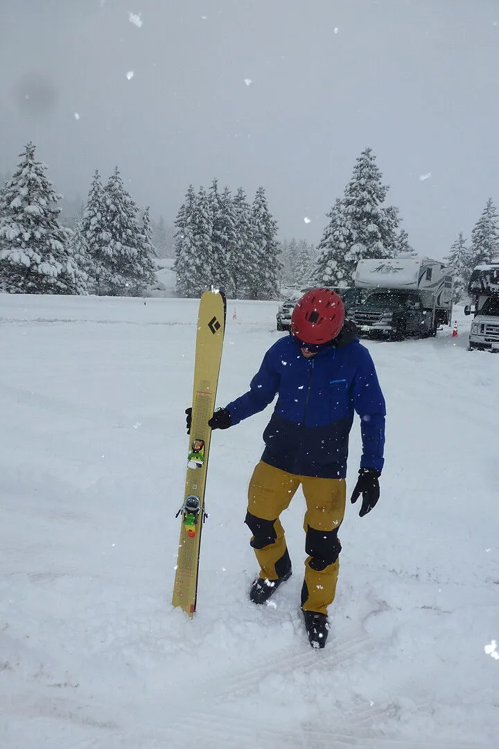 Black Diamond Impulse Ti 104 skis freeride