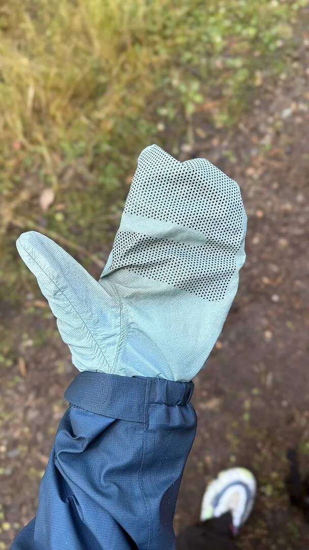 Black Diamond UL Overmitts surgants imperméables