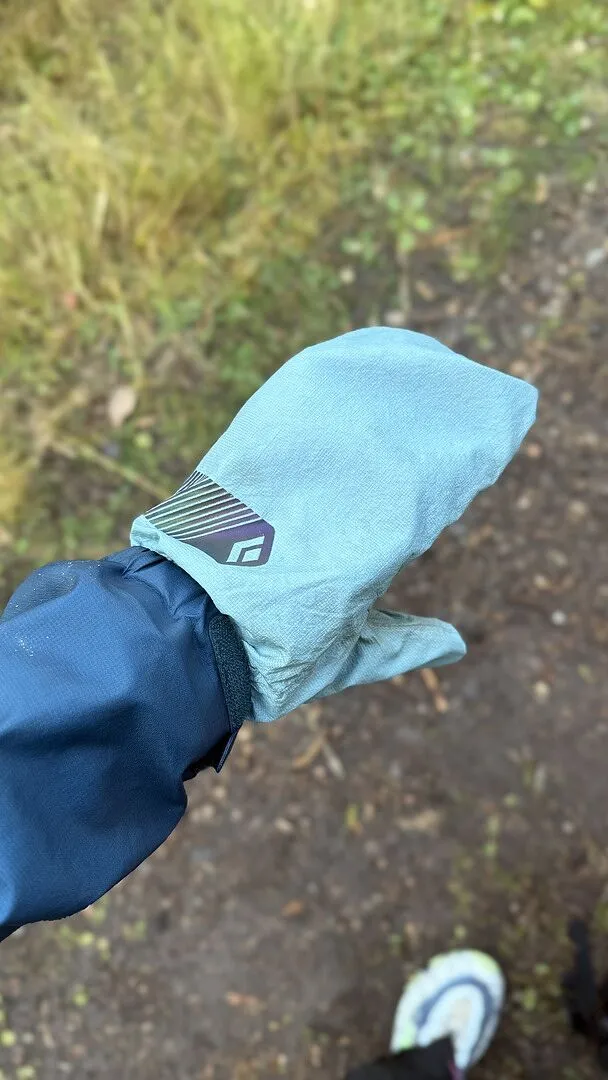 Black Diamond UL Overmitts surgants imperméables