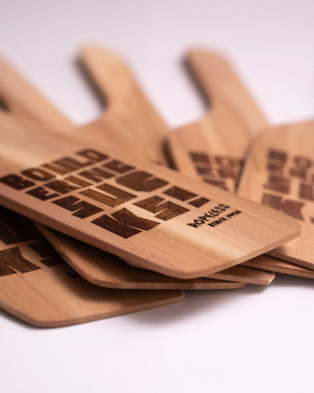 Ropeless Beta Spoon spatule bois gravé