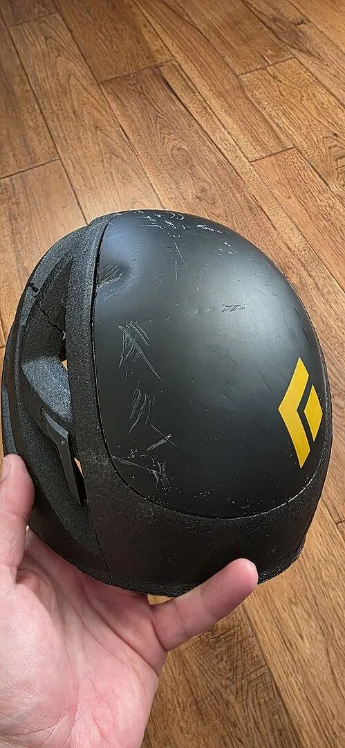 Black Diamond Vapor casque escalade ultraléger